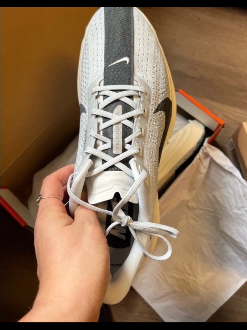 NWT Nike Pegasus Plus Men's Running Shoe Pure Platinum Wolf Grey Size 11 - Picture 4 of 4